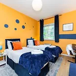 Colourful And Cozy Home Near Station - New Cross - Goldsmith
