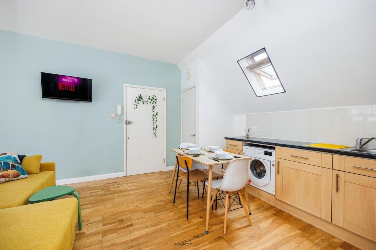 Colourful And Cozy Near Station - New Cross - Goldsmith *
