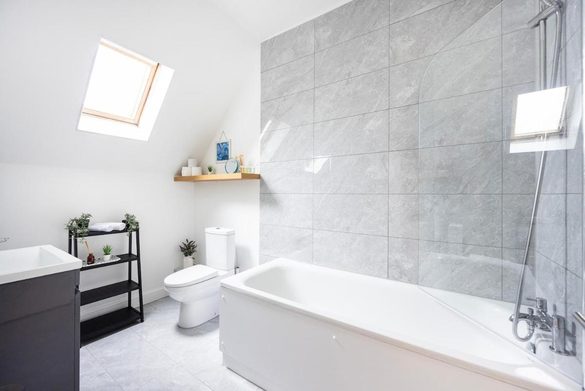 Colourful And Cozy Near Station - New Cross - Goldsmith * Londra
